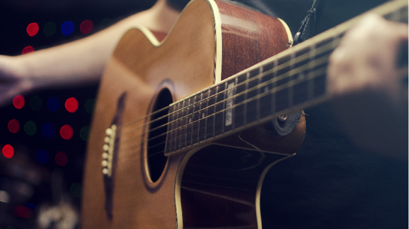 5 tips to play the guitar every day with motivation